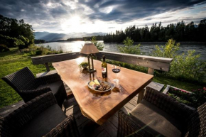 Отель Skeena River House Bed & Breakfast  Террас